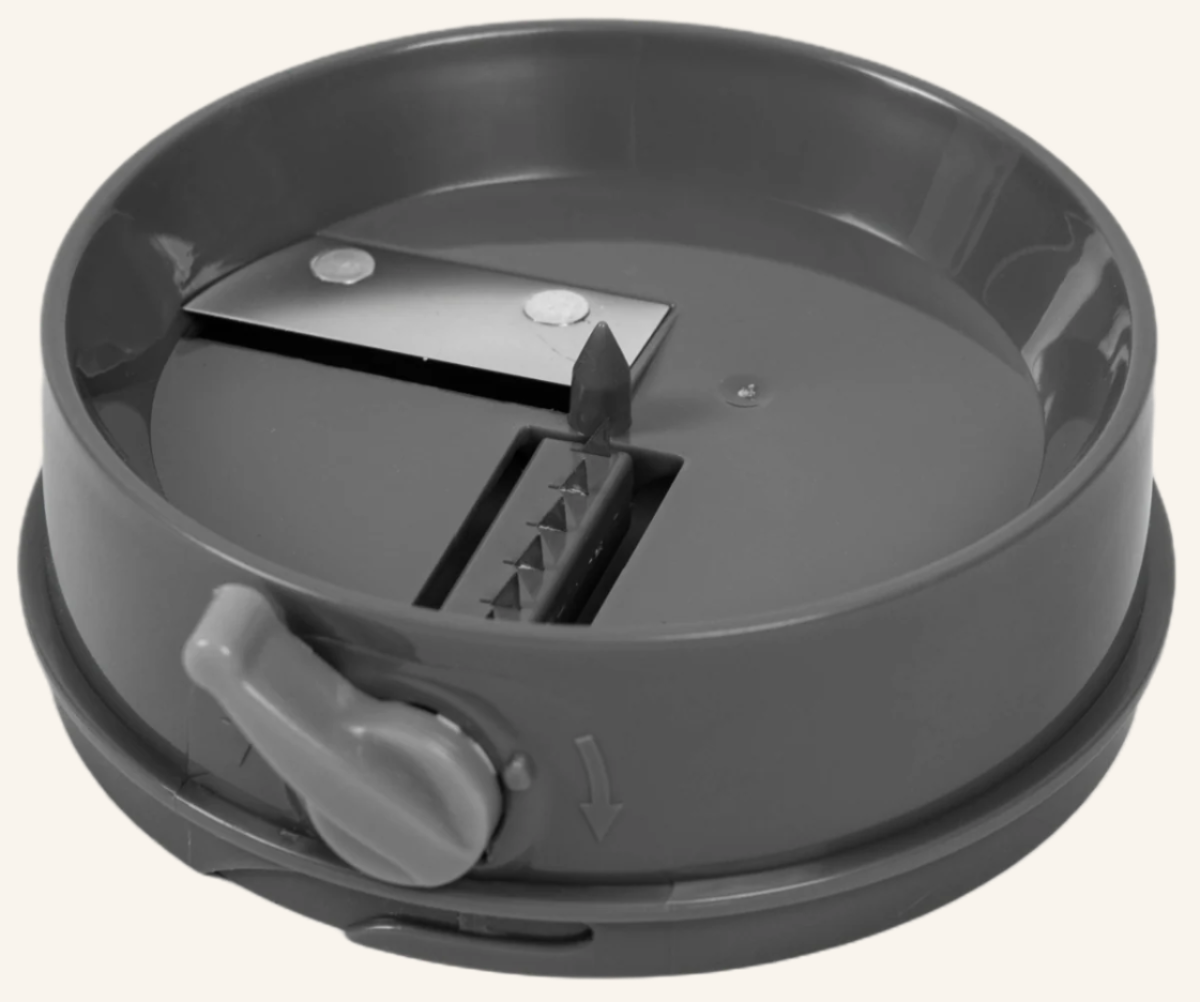 מתקן קומפקטי לחיתוך