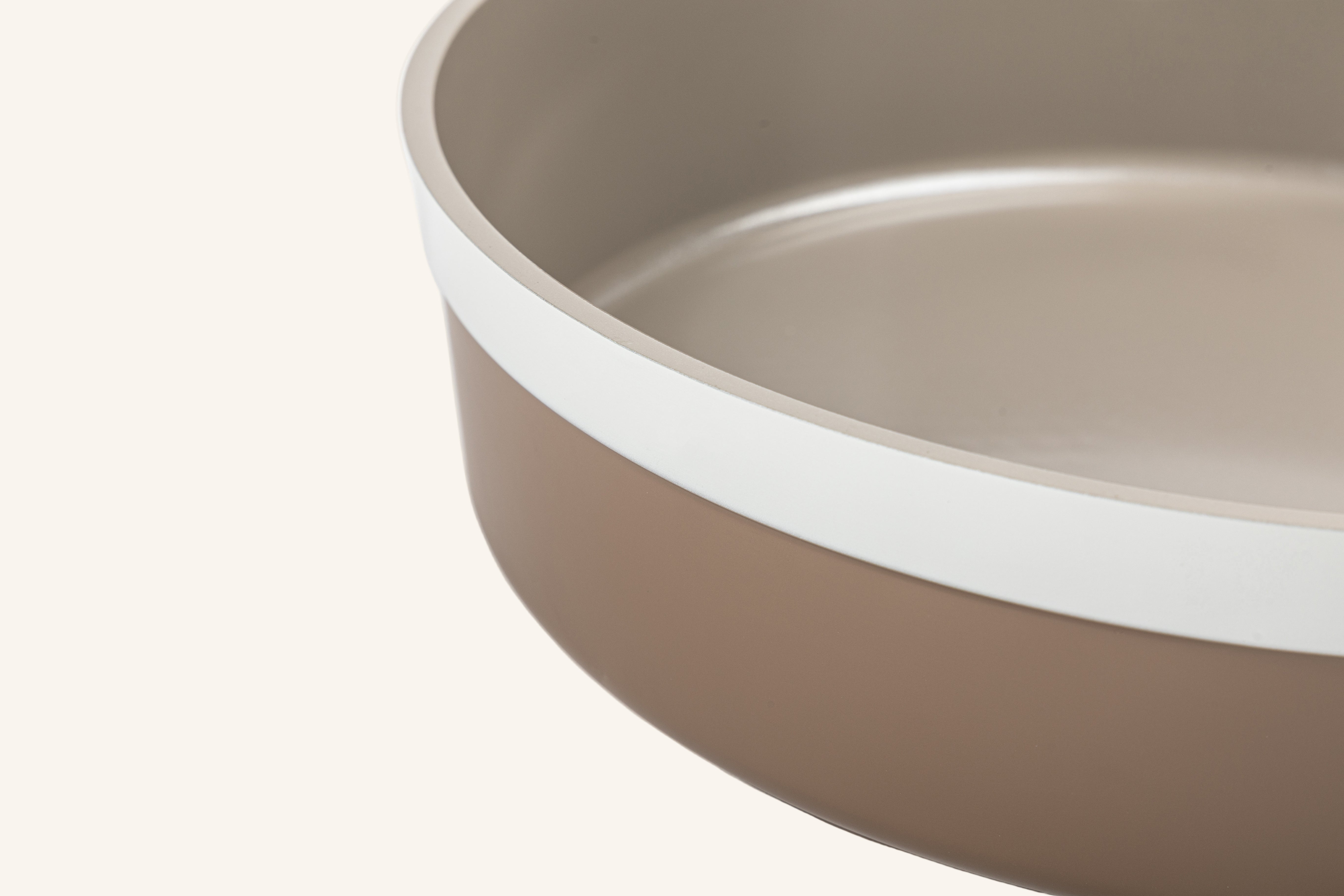 סיר סוטאז' 32 ס"מ דגם BROWN