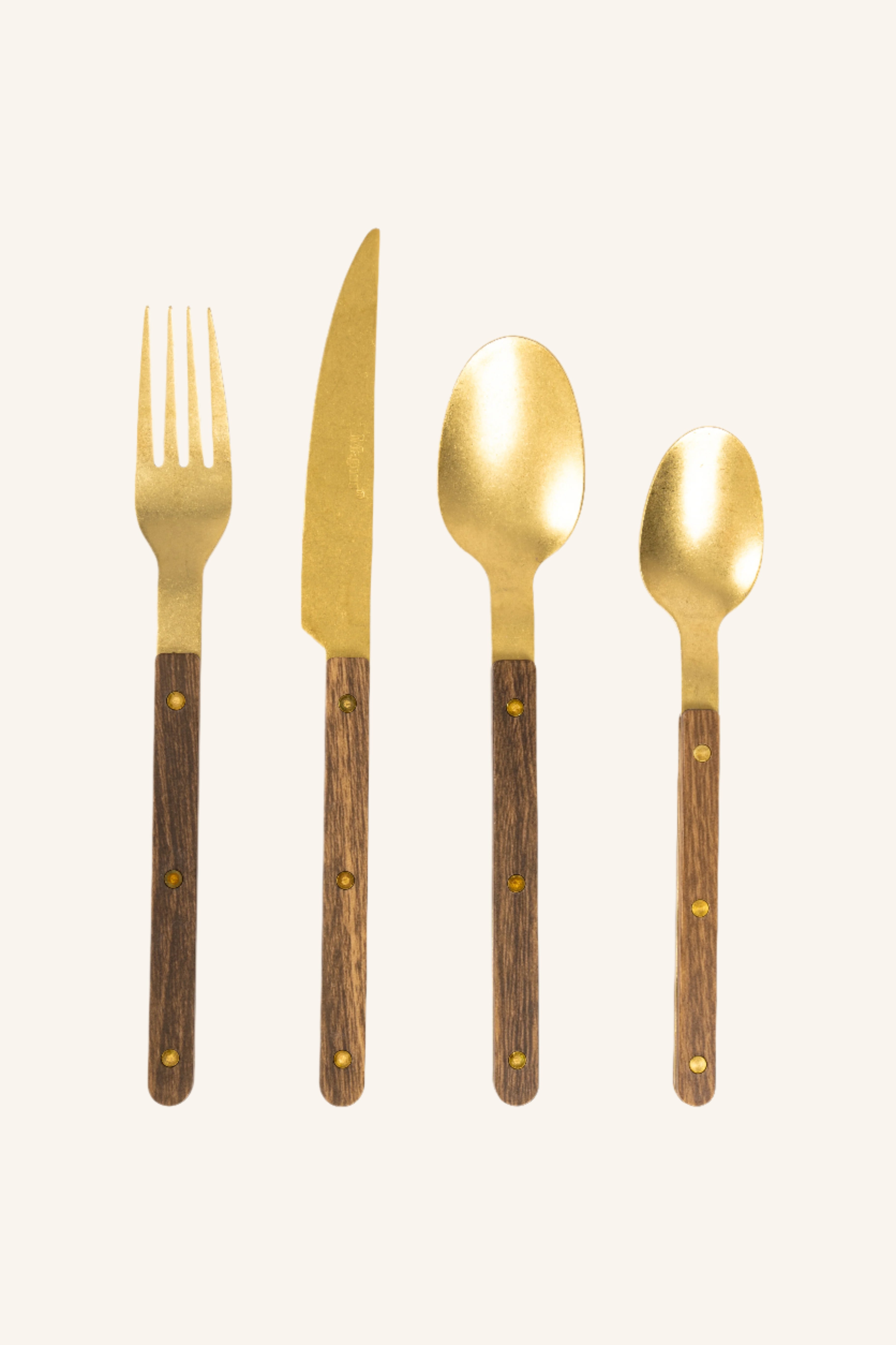 סט סכו"ם 24 חלקים זהב דמוי עץ