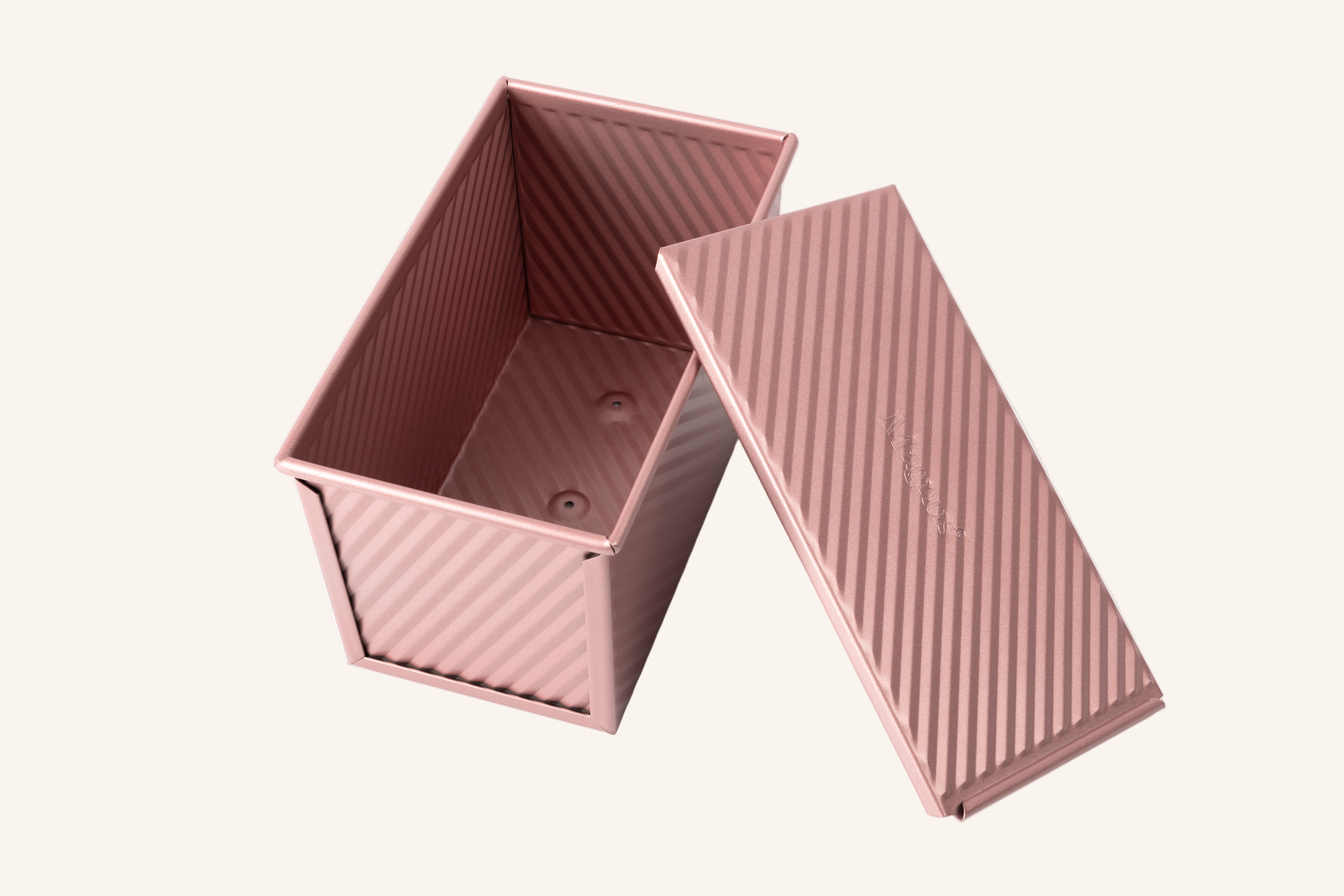 תבנית קסטן עם מכסה